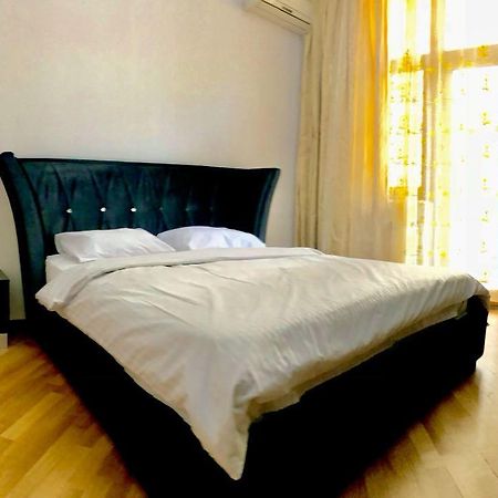 Calm Center Of Baku Apartment Екстериор снимка