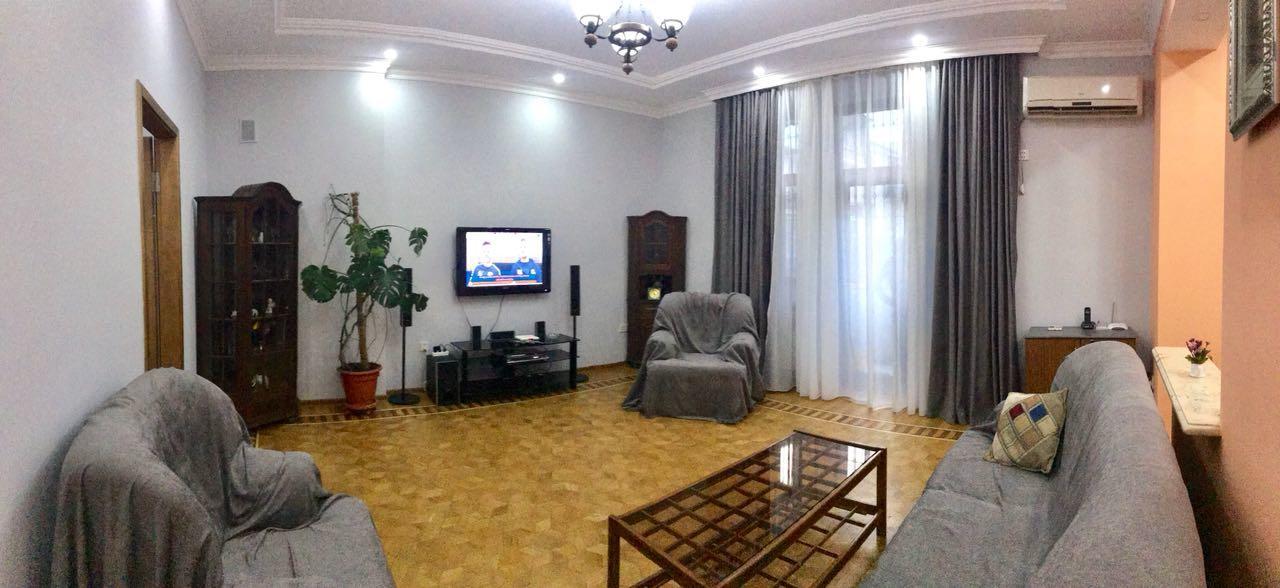 Calm Center Of Baku Apartment Екстериор снимка