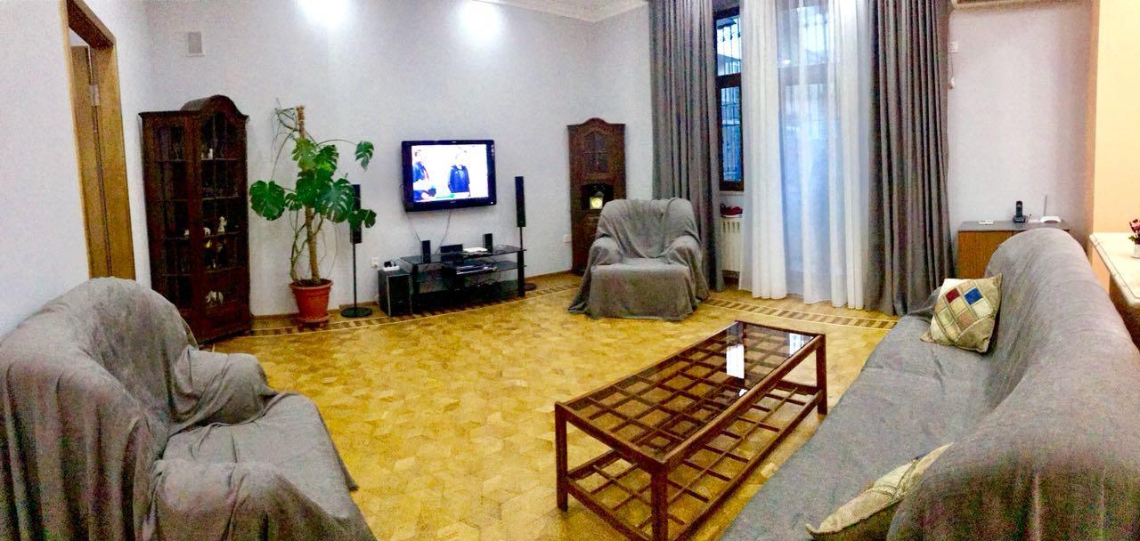 Calm Center Of Baku Apartment Екстериор снимка